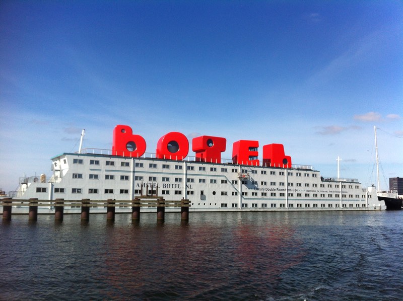 Botel on the IJ